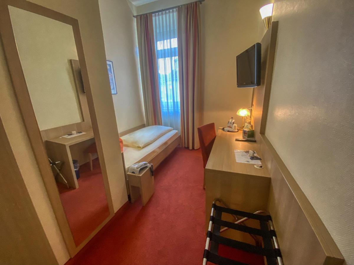 City Partner Hotel Berliner Hof Karlsruhe Ngoại thất bức ảnh