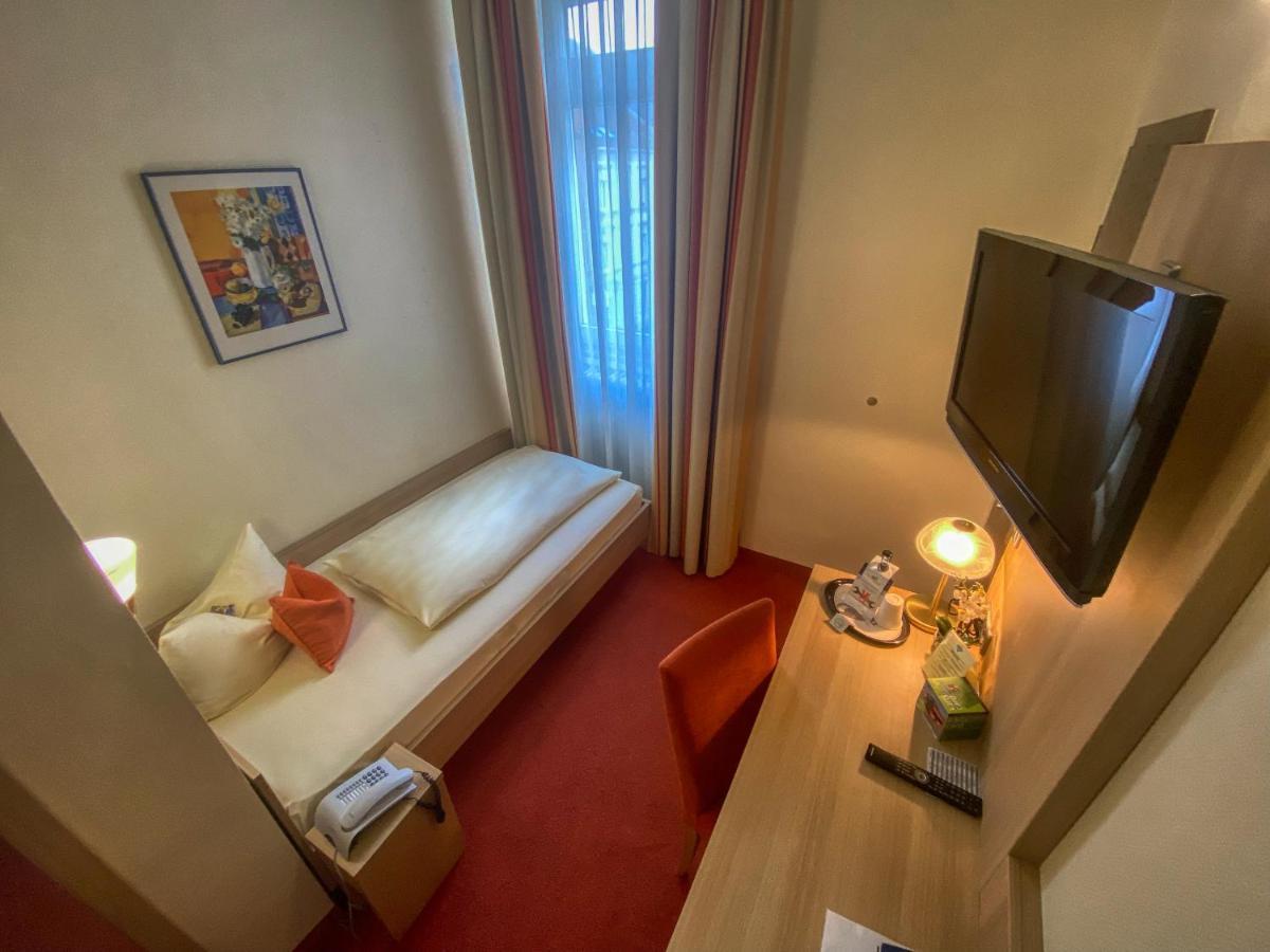 City Partner Hotel Berliner Hof Karlsruhe Ngoại thất bức ảnh