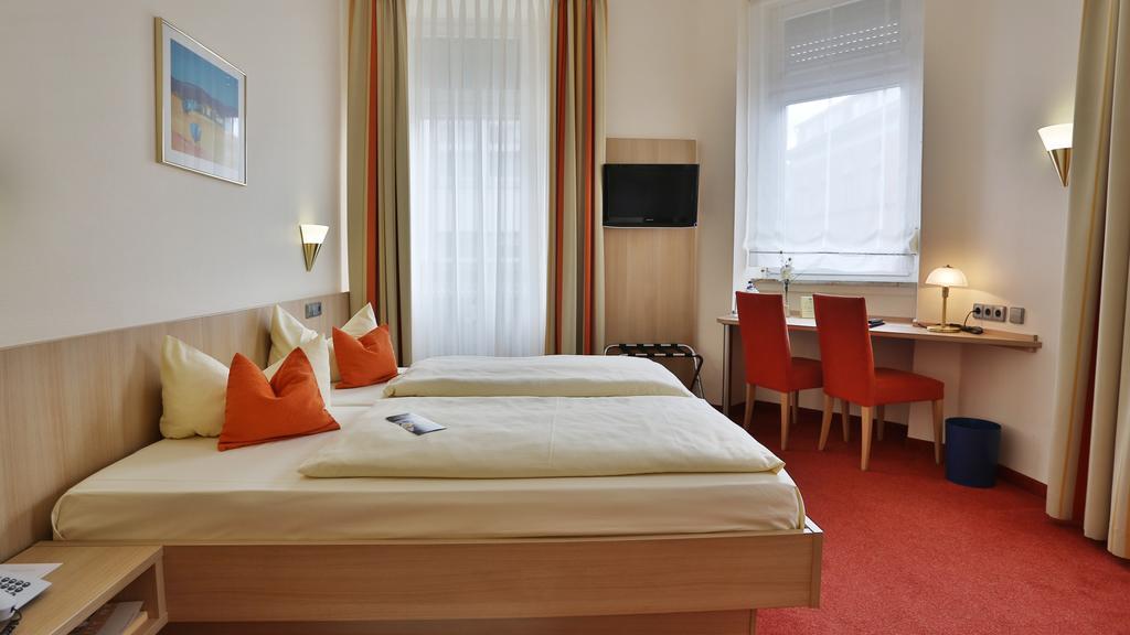 City Partner Hotel Berliner Hof Karlsruhe Ngoại thất bức ảnh
